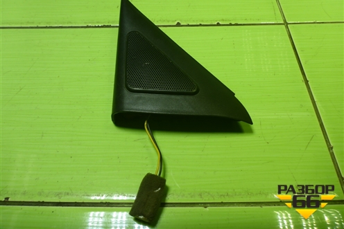 Накладка двери передней левой уголок для Hyundai Sonata-5 с 2001г (Соната)