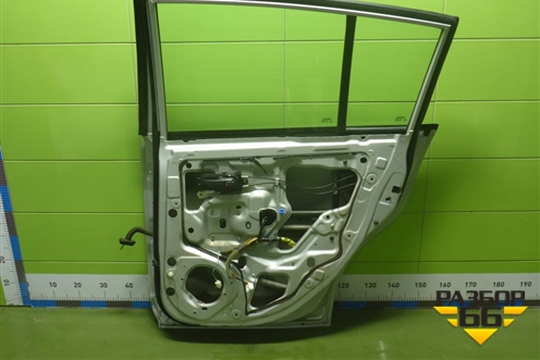 Дверь задняя правая (хетчбэк) для Nissan Tiida (C11X) с 2004-2013г