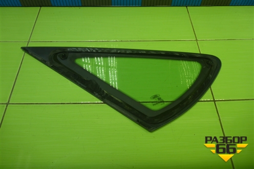 Стекло глухое правое (хетчбэк) для Ford Focus 2 с 2008-2011г (Фокус)