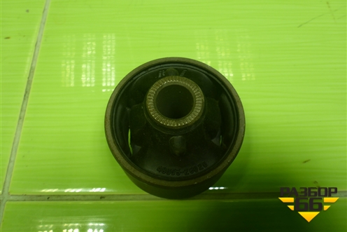 Сайлентблок (4865528020) для Toyota Camry V40 с 2006-2011г (Камри)