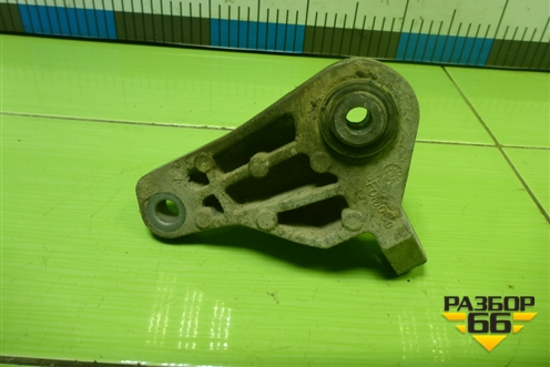 Кронштейн КПП левый (9G916P093AA) для Ford Mondeo 4 с 2006-2014г (Мондео)
