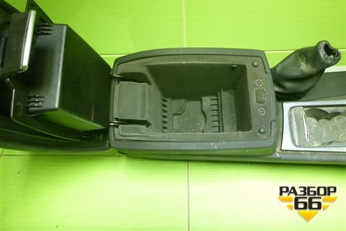 Подлокотник (BS71A045A20A) для Ford Mondeo 4 с 2006-2014г (Мондео)