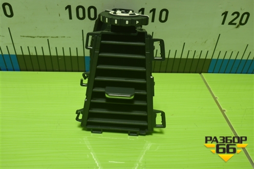 Дефлектор воздушный левый  (5305055C6200) (5305055C6201) для Dongfeng DFH4180