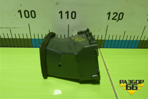 Дефлектор воздушный левый  (5305055C6200) (5305055C6201) для Dongfeng DFH4180