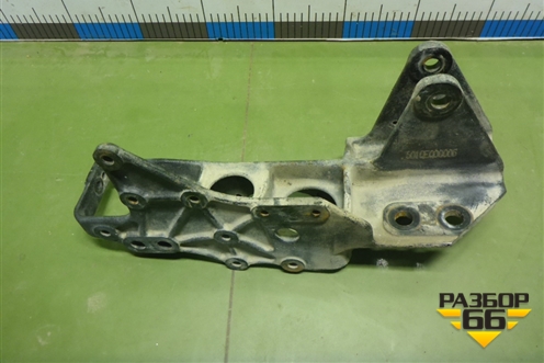 Кронштейн кабины (501QEQ00006) для DAYUN CGC4250