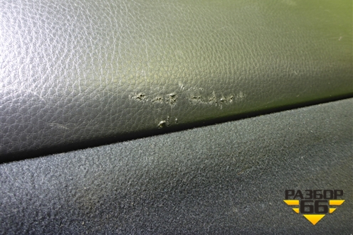 Обшивка двери задней правой под электрику (MR444252) для Mitsubishi Lancer-9  с 2003-2008г