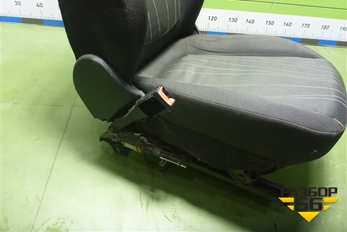 Сиденья комплект (3х дверный хетчбэк) для Opel Corsa D с 2006-2014г