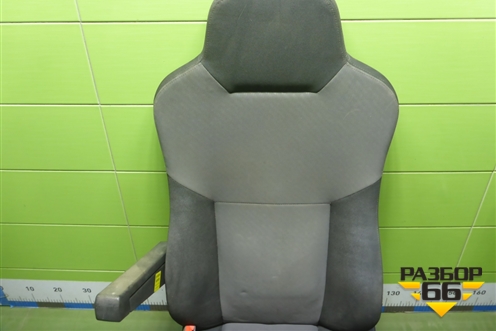 Сиденье левое для DAYUN CGC4250