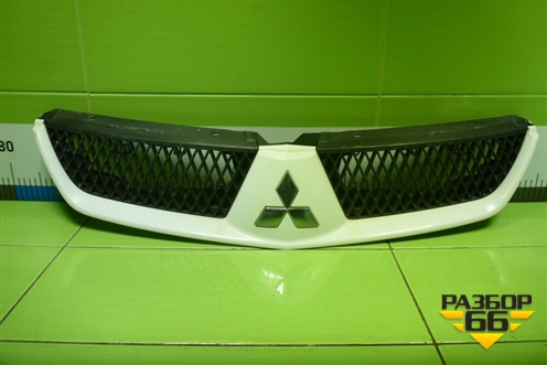 Решетка радиатора (после 2005г) (7450A235) для Mitsubishi Lancer-9  с 2003-2008г