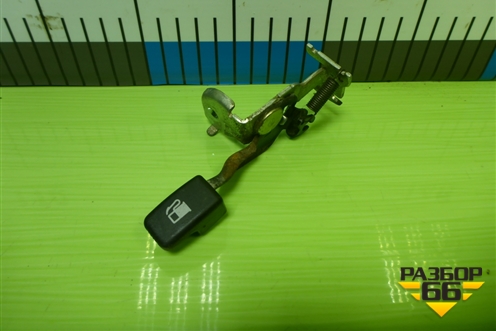 Ручка открывания лючка бензобака для Mitsubishi Lancer-9  с 2003-2008г