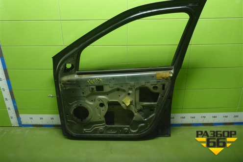 Дверь передняя правая для Renault Logan с 2004-2015г