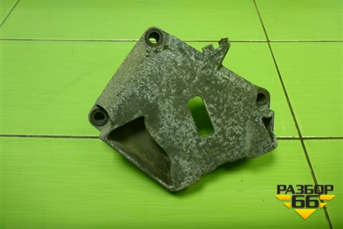 Кронштейн двигателя правый (1.2л Z12XEP) (13130728) для Opel Corsa D с 2006-2014г