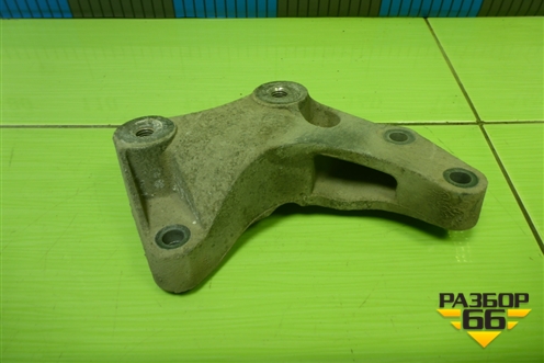 Кронштейн КПП левый (13185906) для Opel Corsa D с 2006-2014г