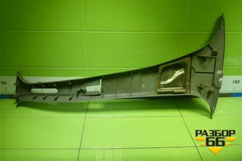 Обшивка стойки центральная правая (8200804513) для Renault Logan с 2004-2015г