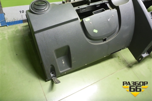 Торпедо не под AIR BAG (до 2009г) для Renault Logan с 2004-2015г (Логан)