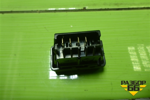 Кнопка обогрева заднего стекла (до 2009г) для Renault Logan с 2004-2015г (Логан)