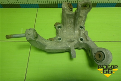 Кулак задний левый для Honda Accord(CL-CM) с 2003-2007г (Аккорд)