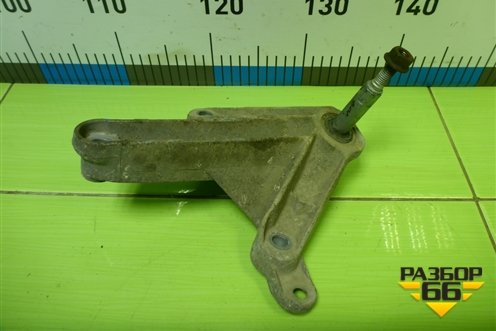 Кронштейн КПП (8200457080) для Renault Logan с 2004-2015г (Логан)