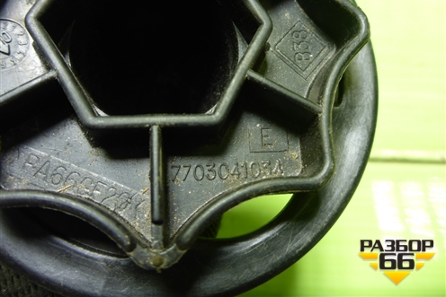 Болт крепления запасного колеса (7703041034) для Renault Logan с 2004-2015г (Логан)