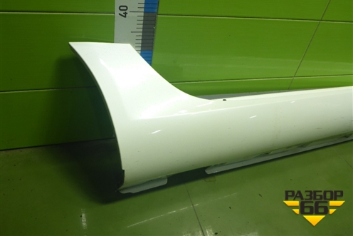 Накладка на порог наружная правая (A1726980254) для Mercedes Benz SLK R172 с 2010-2016г (СЛК)