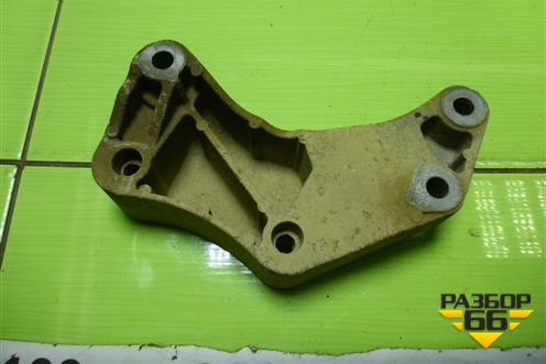 Кронштейн КПП левый (13185906) для Opel Corsa D с 2006-2014г (Корса Д)