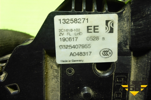 Замок двери передней левой (13258271) для Opel Corsa D с 2006-2014г (Корса Д)