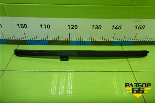 Направляющая стекла задней левой двери (13250352) для Opel Corsa D с 2006-2014г (Корса Д)