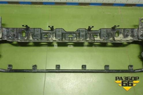 Кронштейн переднего бампера центральный  (8406186-C6200) (8406186C6200) для Dongfeng DFH4180