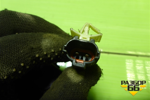 Замок двери задней правой для Kia Spectra с 2001г (Спектра)