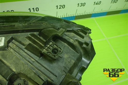 Фара правая (Led с блоком) (8892241572) для Geely Monjaro с 2021г (Монджаро)