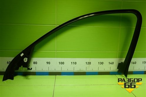 Накладка двери передней левой (на рамку) (8U0867609) для Audi Q3 с 2011-2018г (Ку 3)