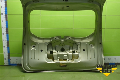 Дверь багажника без стекла (901005006R) для Renault Duster I с 2010-2021г (Дастер)