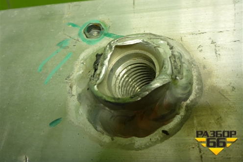 Усилитель переднего бампера (H56A5320065AA) для Voyah Dream с 2022-2025г (Дрим)