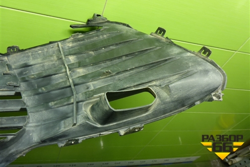 Решетка в передний бампер центральная (после 2020г) (5311306240) для Toyota Camry V70 с 2017г (Камри)