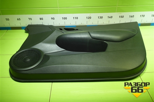 Обшивка двери передней правой под электрику (5ти дверный кузов) (83500SMGE01155) для Honda Civic 5D с 2005-2011г (Цивик)