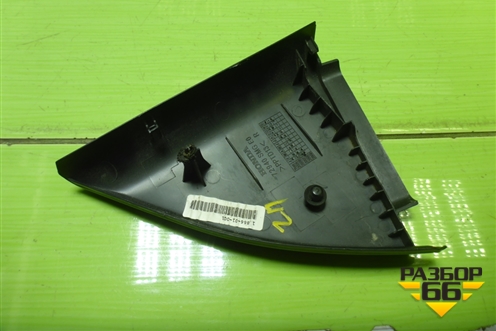 Накладка двери задней правой (уголок) (72940SMG) для Honda Civic 5D с 2005-2011г (Цивик)