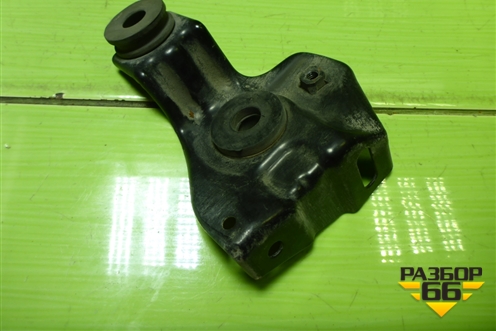 Кронштейн радиатора правый для Honda Civic 5D с 2005-2011г (Цивик)