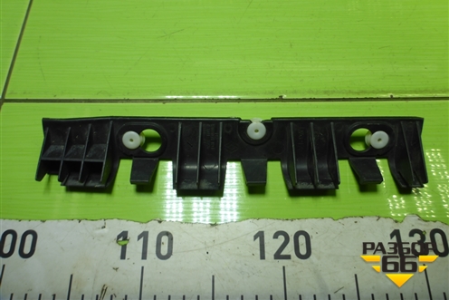 Кронштейн заднего бампера левый (8200210078) для Renault Logan с 2004-2015г (Логан)