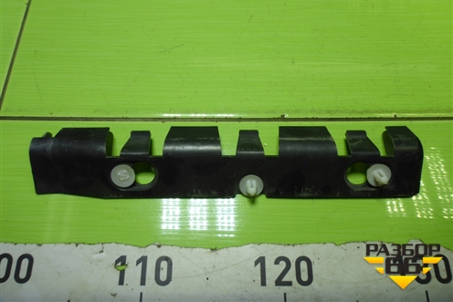 Кронштейн заднего бампера левый (8200210078) для Renault Logan с 2004-2015г (Логан)