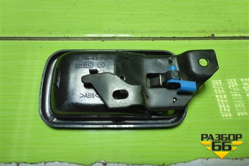 Ручка внутренняя двери передней правой (8261644300) для Hyundai Porter с 1996-2011г (Портер)