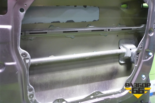 Дверь передняя правая (760042W010) для Hyundai Santa Fe с 2012-2018г (Санта Фе)