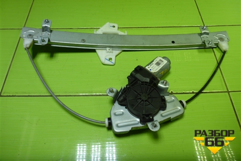 Стеклоподъёмник электрический задний левый для Kia Rio с 2011-2016г (Рио 3)