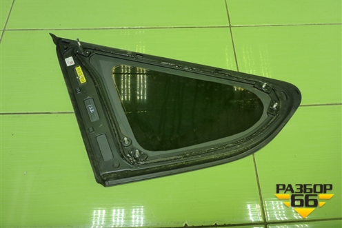 Стекло глухое правое (878202W000) для Hyundai Santa Fe с 2012-2018г (Санта Фе)