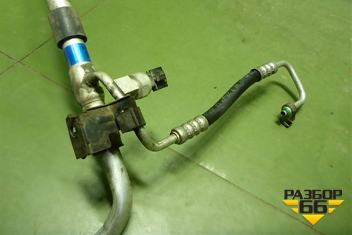 Трубка кондиционера (977592W500) для Hyundai Santa Fe с 2012-2018г (Санта Фе)