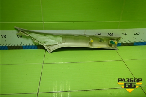 Обшивка стойки лобового стекла левая (858102W200) для Hyundai Santa Fe с 2012-2018г (Санта Фе)