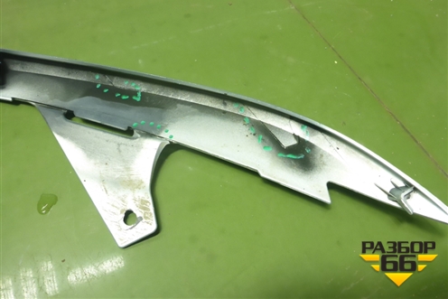 Накладка переднего бампера (после 2019г) (5241148060) для Lexus RX 350 c 2015г (РХ)