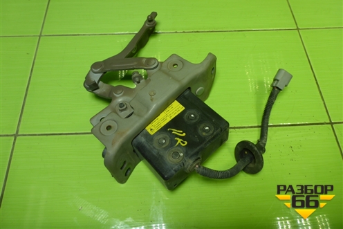 Петля капота правая (с птропатроном) (791202W000) для Hyundai Santa Fe с 2012-2018г (Санта Фе)