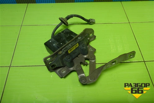 Петля капота правая (с птропатроном) (791202W000) для Hyundai Santa Fe с 2012-2018г (Санта Фе)