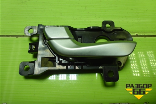 Ручка внутренняя двери передней левой (826102W000) для Hyundai Santa Fe с 2012-2018г (Санта Фе)