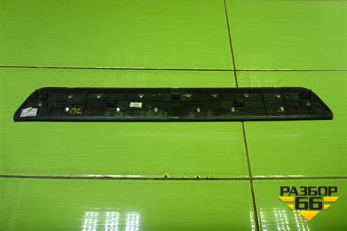 Накладка порога внутренняя переднего левого (в проём) (858742W500) для Hyundai Santa Fe с 2012-2018г (Санта Фе)